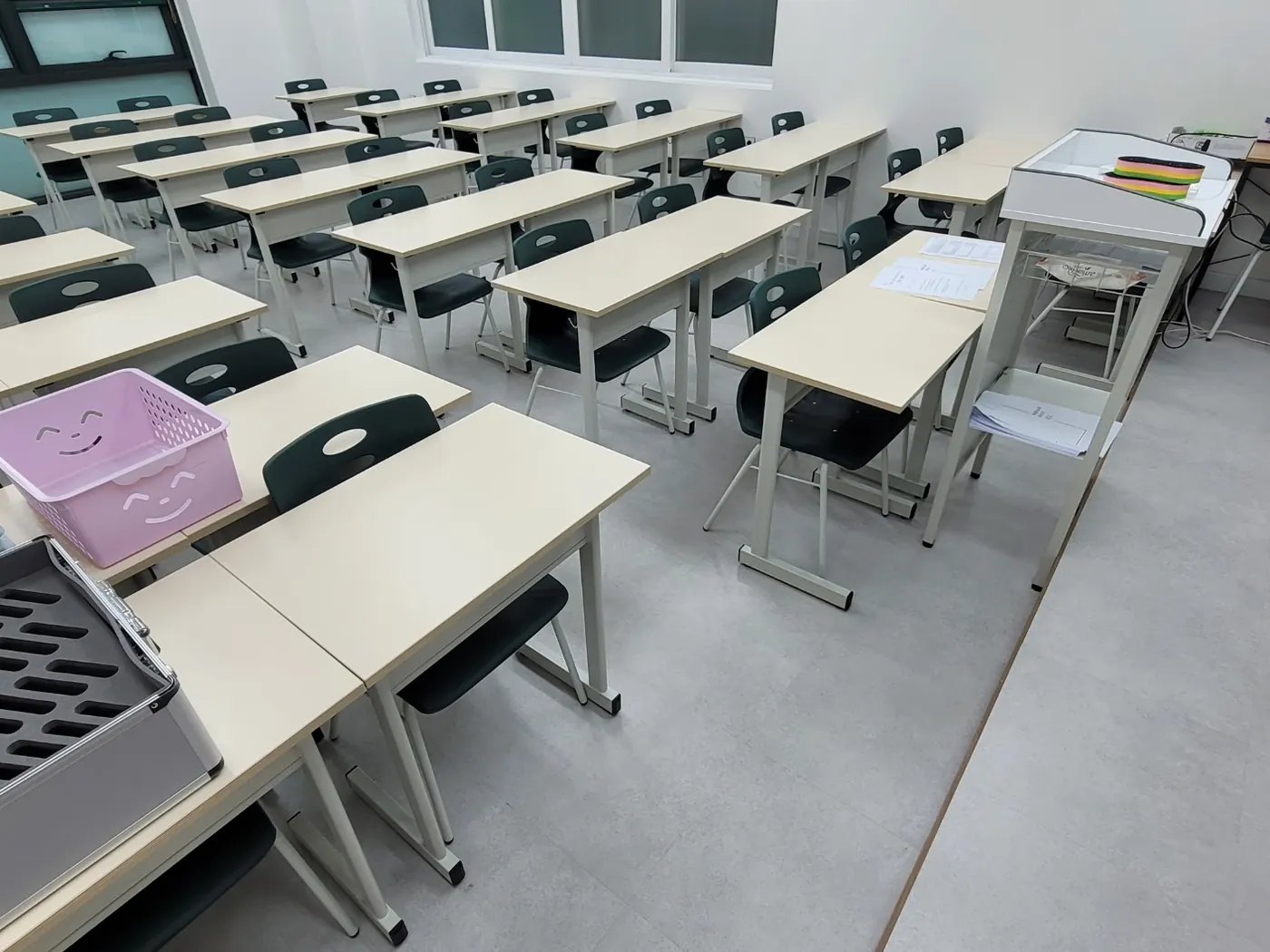열람석 정리 — 대합면 학원청소 현장