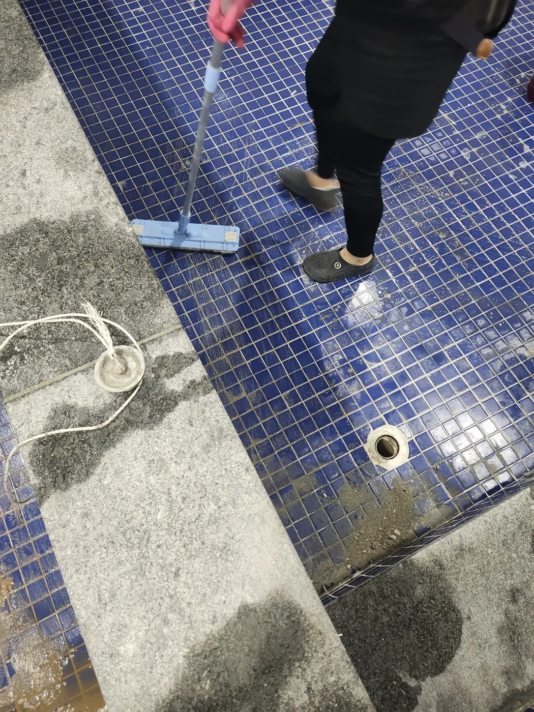 타일 줄눈 세정 — 함안군 목욕탕청소 현장