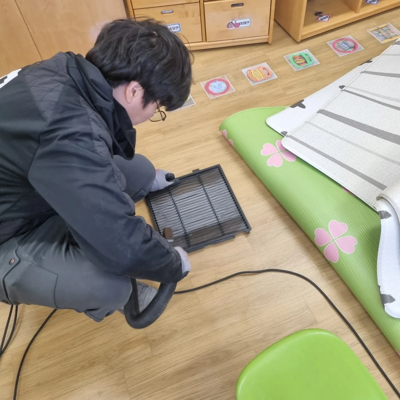 작업 진행 — 거제시 어린이집청소 현장