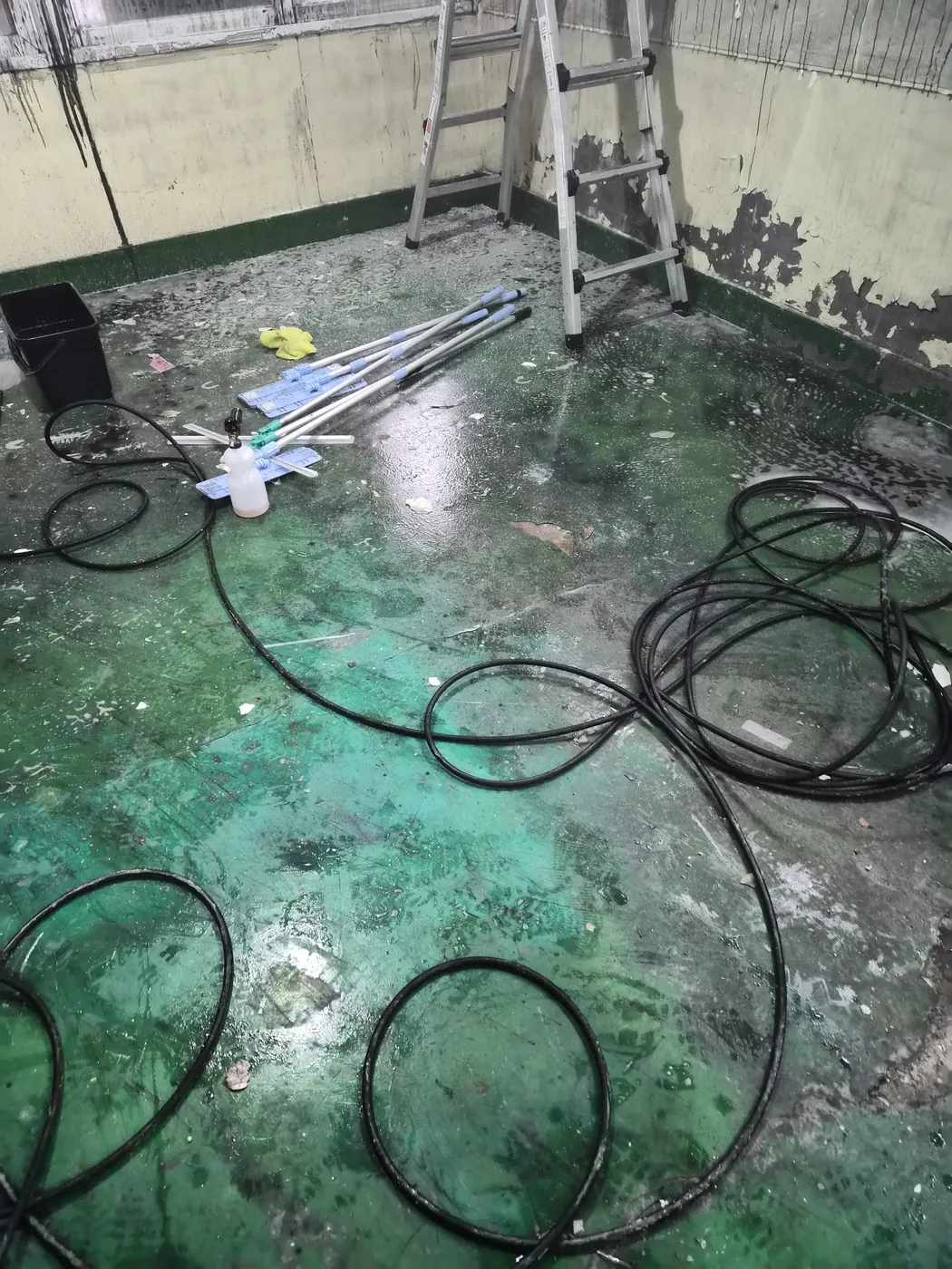 고압 세척 — 통영시 화재청소 현장