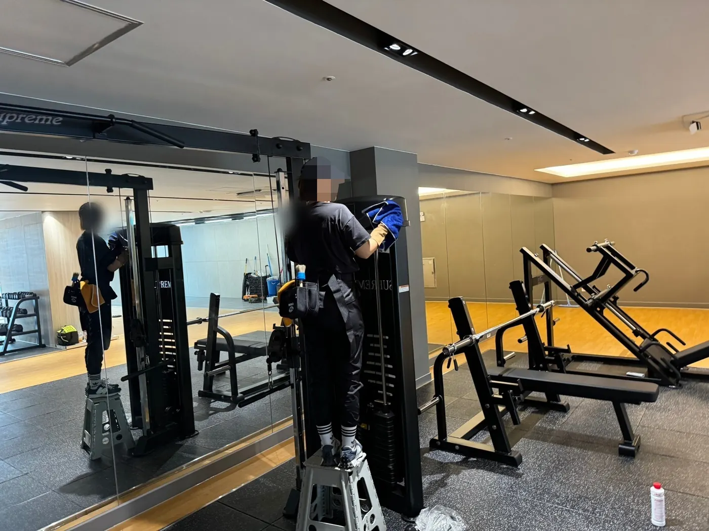 세정 진행 — 칠원읍 헬스장청소 현장