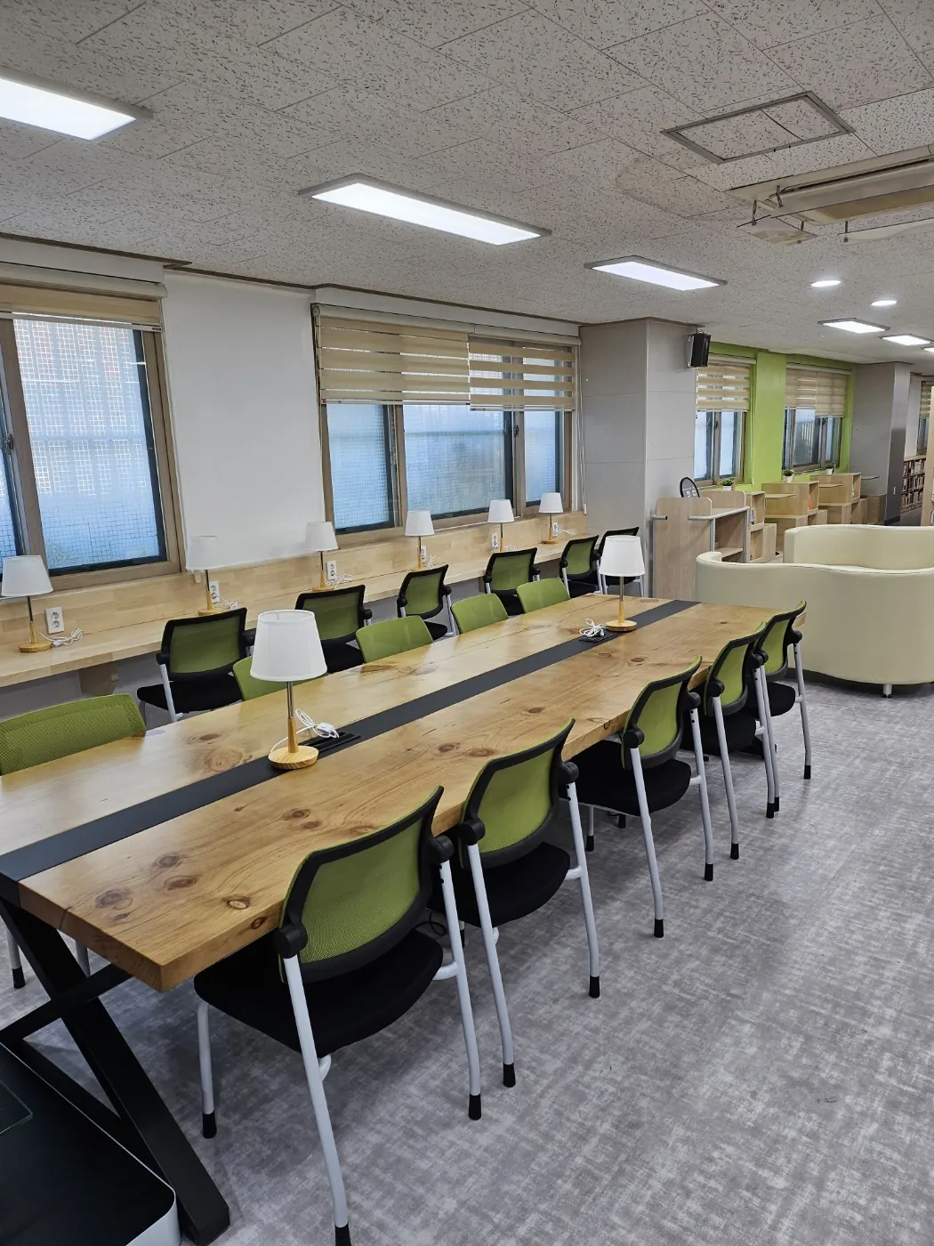 고성군 학교청소 시공 현장 — 교실 마감