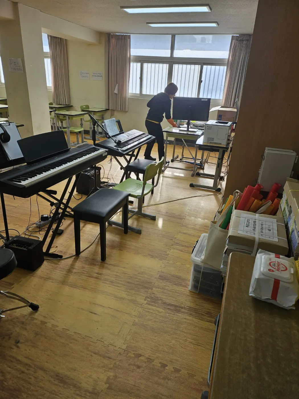 특별교실 정리 — 봉평동 학교청소 현장